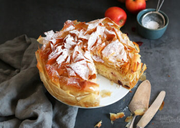 Apfelstrudel Kuchen | Bake to the roots