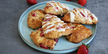 Strawberry Scones | Bake to the roots