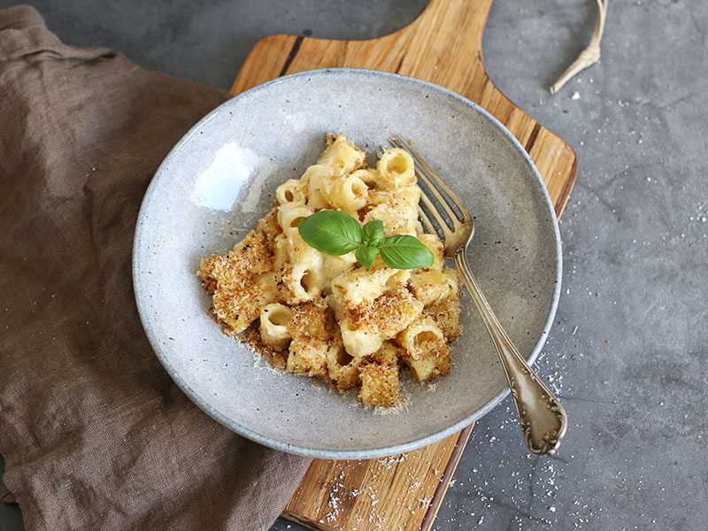 make a panko topping for mac and cheese