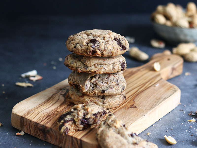 Peanut Chocolate Cookies | Bake to the roots
