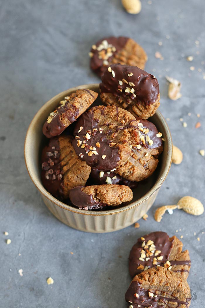 Dates Peanut Butter Cookies | Bake to the roots