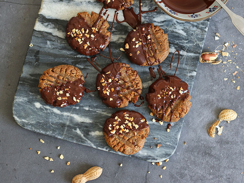 Dates Peanut Butter Cookies | Bake to the roots