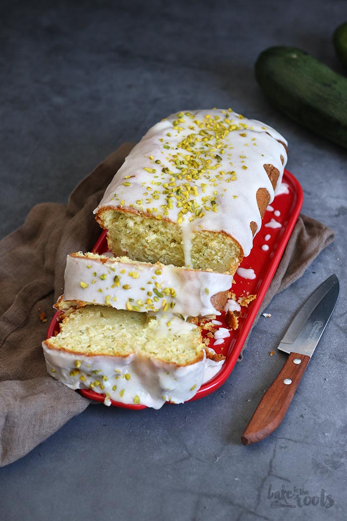 Zucchini Loaf Cake (sugar-reduced)