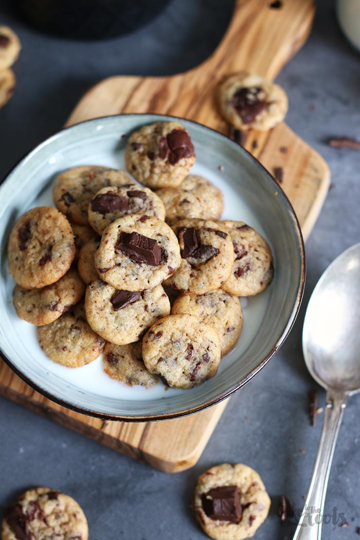Cereal Browned Butter Chocolate Chip Cookies | Bake to the roots