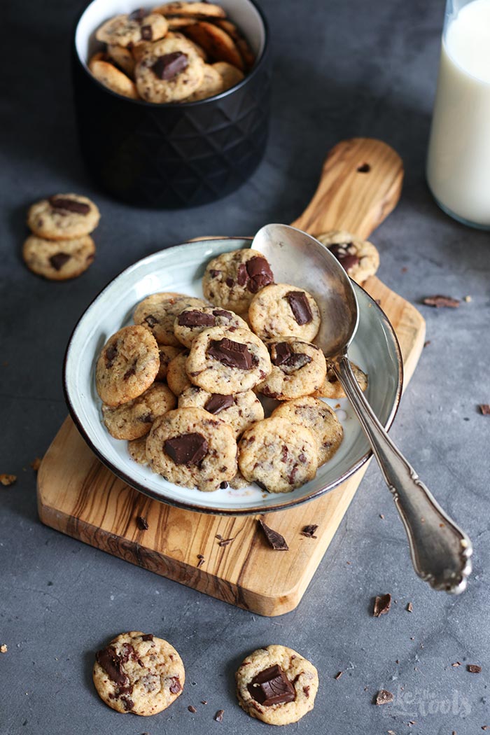 Cereal Browned Butter Chocolate Chip Cookies