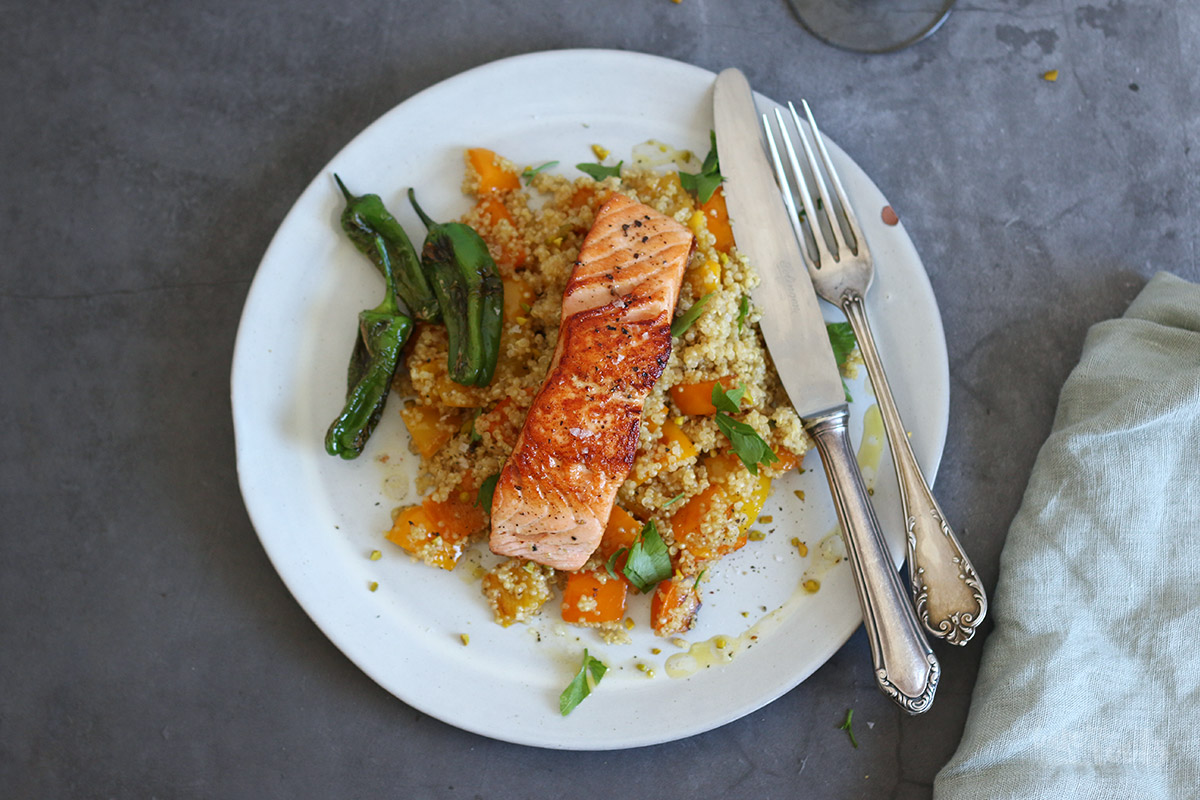 Salmon with Roasted Pepper & Quinoa Salad | Bake to the roots