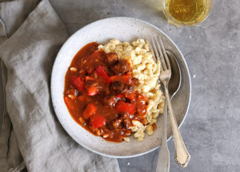 Ungarisches Gulasch | Bake to the roots