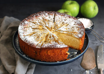 Low-Carb Apfelkuchen (zuckerfrei) | Bake to the roots