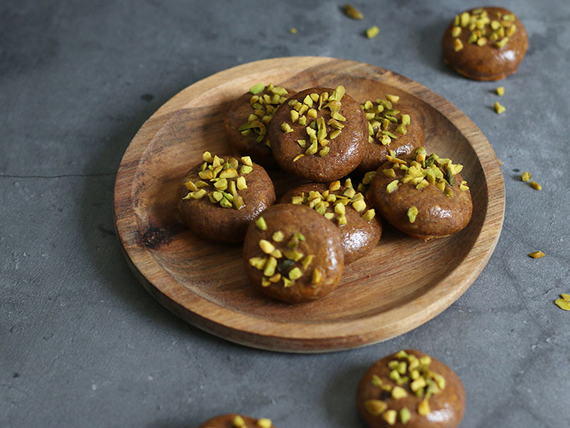 Espresso Chocolate Marzipan Cookies | Bake to the roots