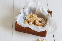 Einfache Zuckerkringel | Bake to the roots