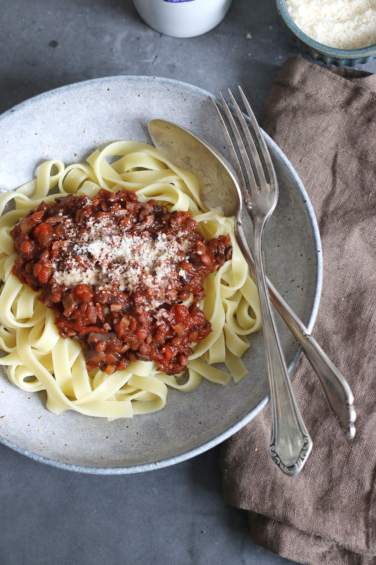 Vegane Bolognese mit Pilzen & Linsen | Bake to the roots