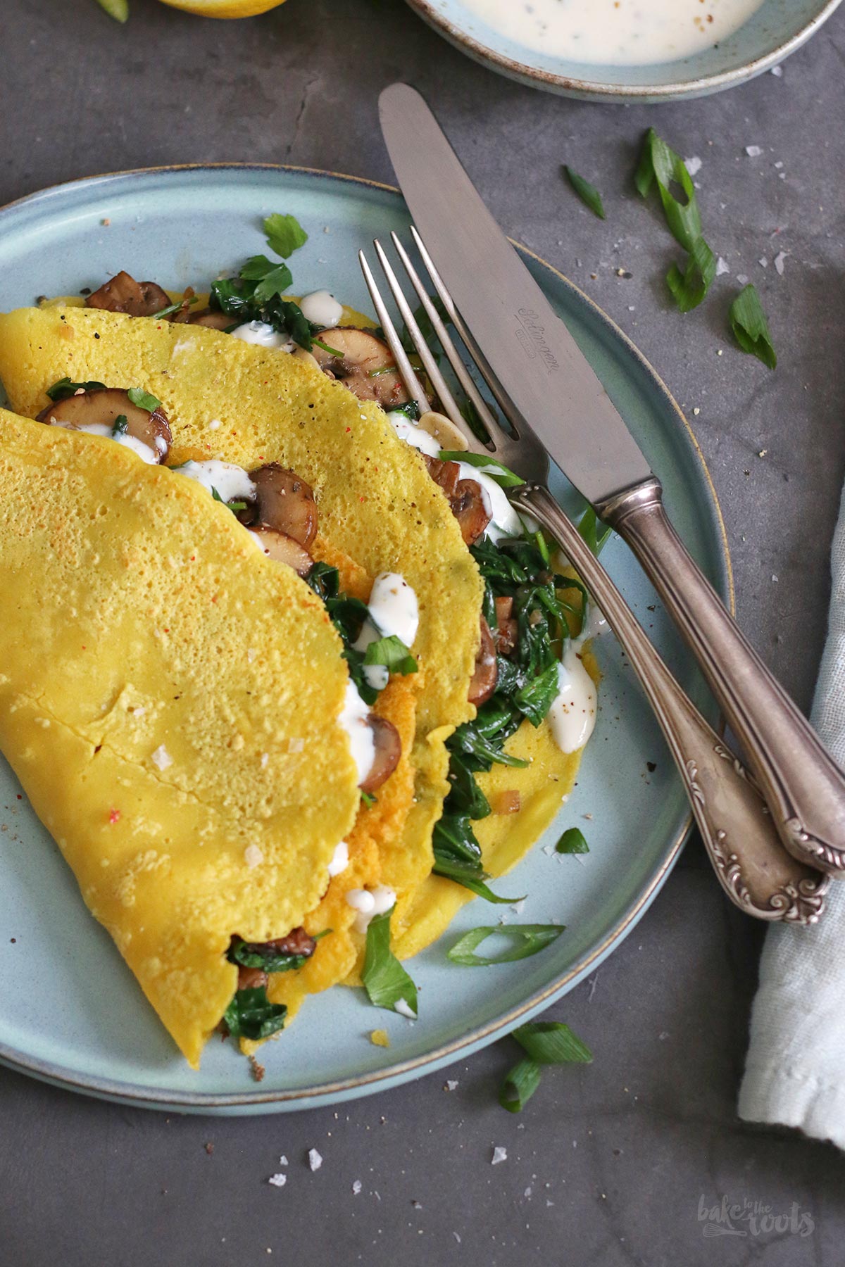 Vegan Chickpea Turmeric Crêpes with Spinach and Mushrooms | Bake to the roots