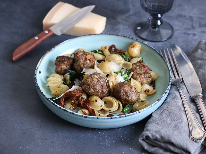 Pasta with Meatballs, Mushrooms, and Kale | Bake to the roots