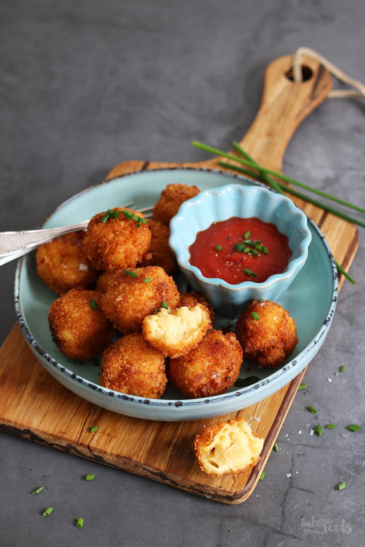 Fried Mac 'n' Cheese Balls | Bake to the roots