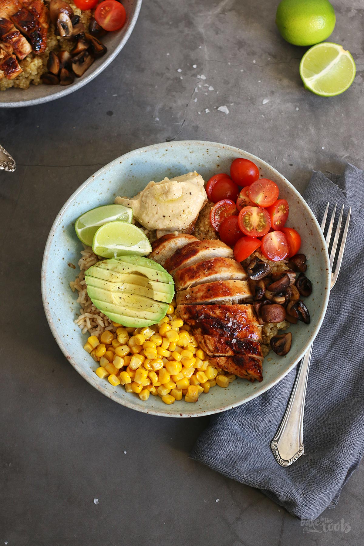 Quinoa Bowl with Chicken and Hummus | Bake to the roots