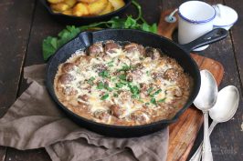 Rahm-Champignons mit Bratkartoffeln | Bake to the roots