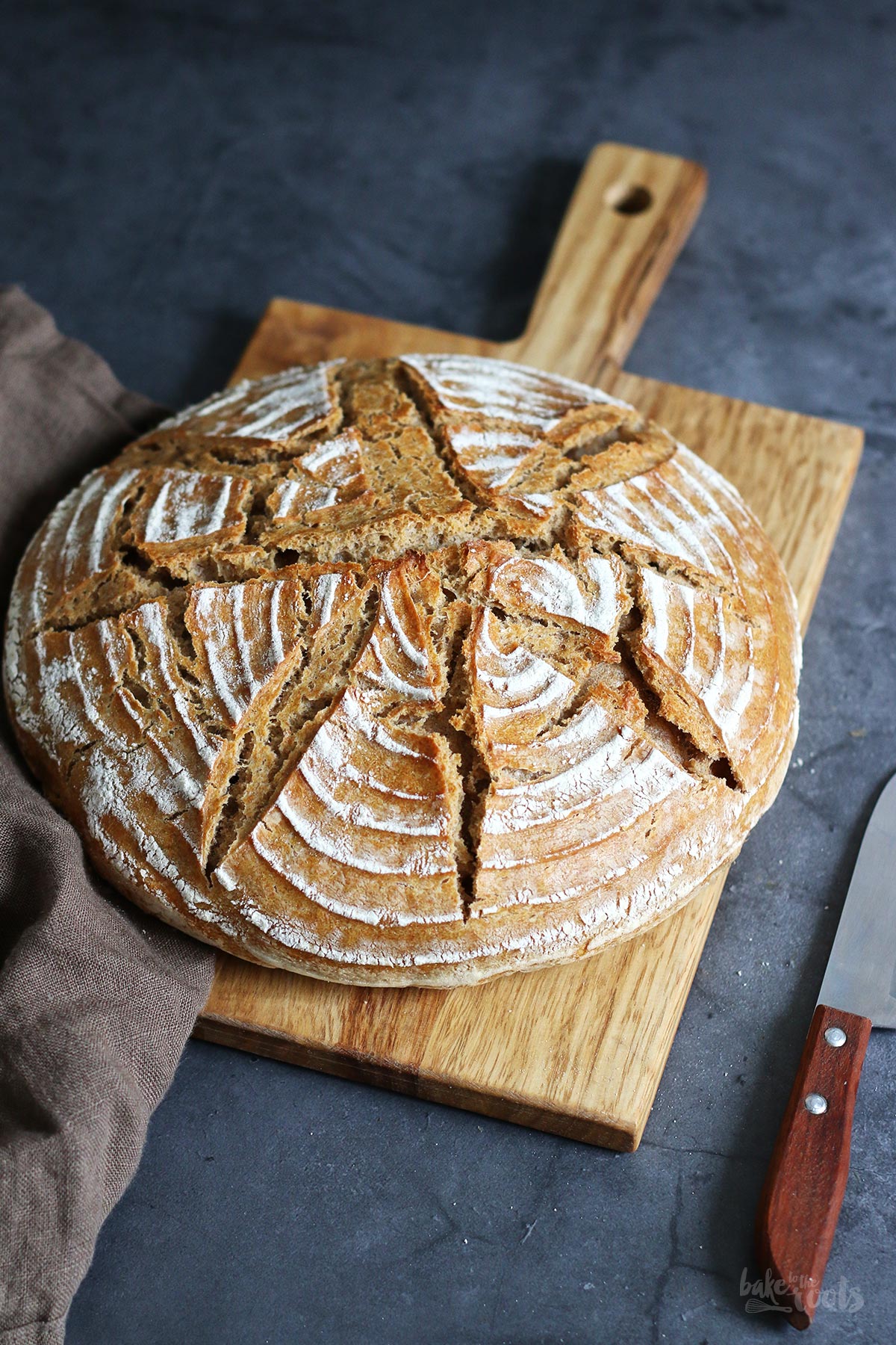 Einfaches Sauerteig Brot | Bake to the roots