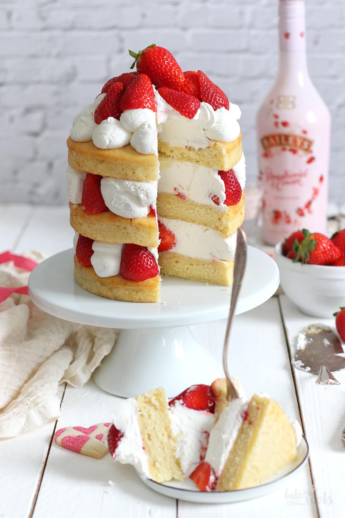 Japanese Strawberry Shortcake Torte | Bake to the roots