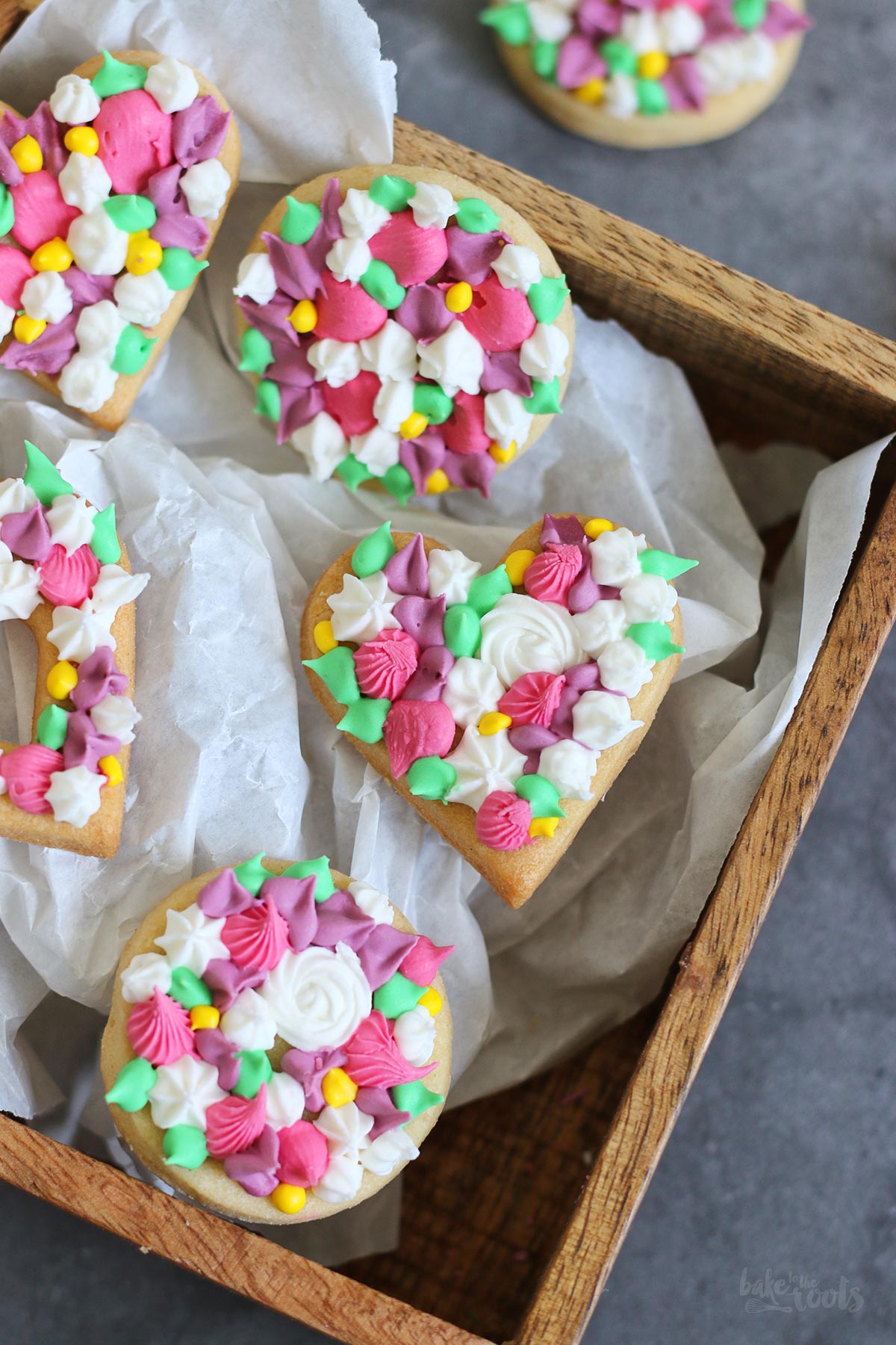 Mother's Day Floral Cookies | Bake to the roots