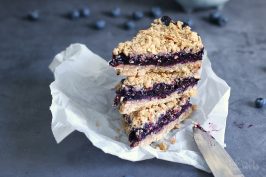 Blueberry Streusel Bars | Bake to the roots