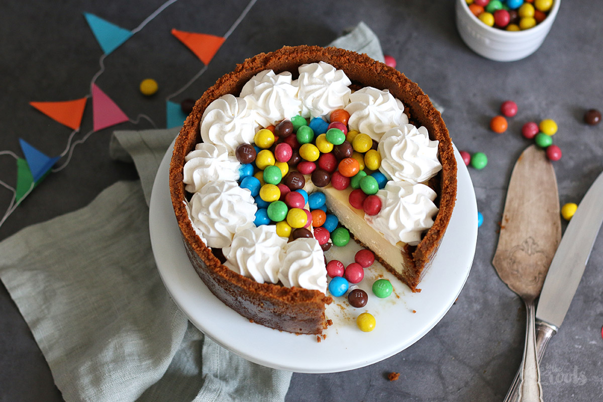 Mini Cheesecake mit M&M's | Bake to the roots