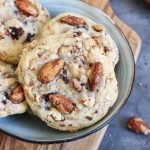 Gebrannte Mandeln Chocolate Chip Cookies | Bake to the roots