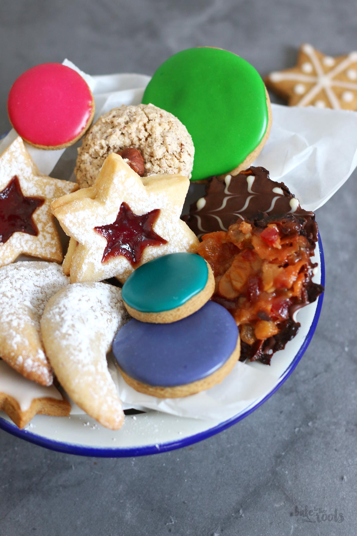Christmas Polka Dot Cookies | Bake to the roots