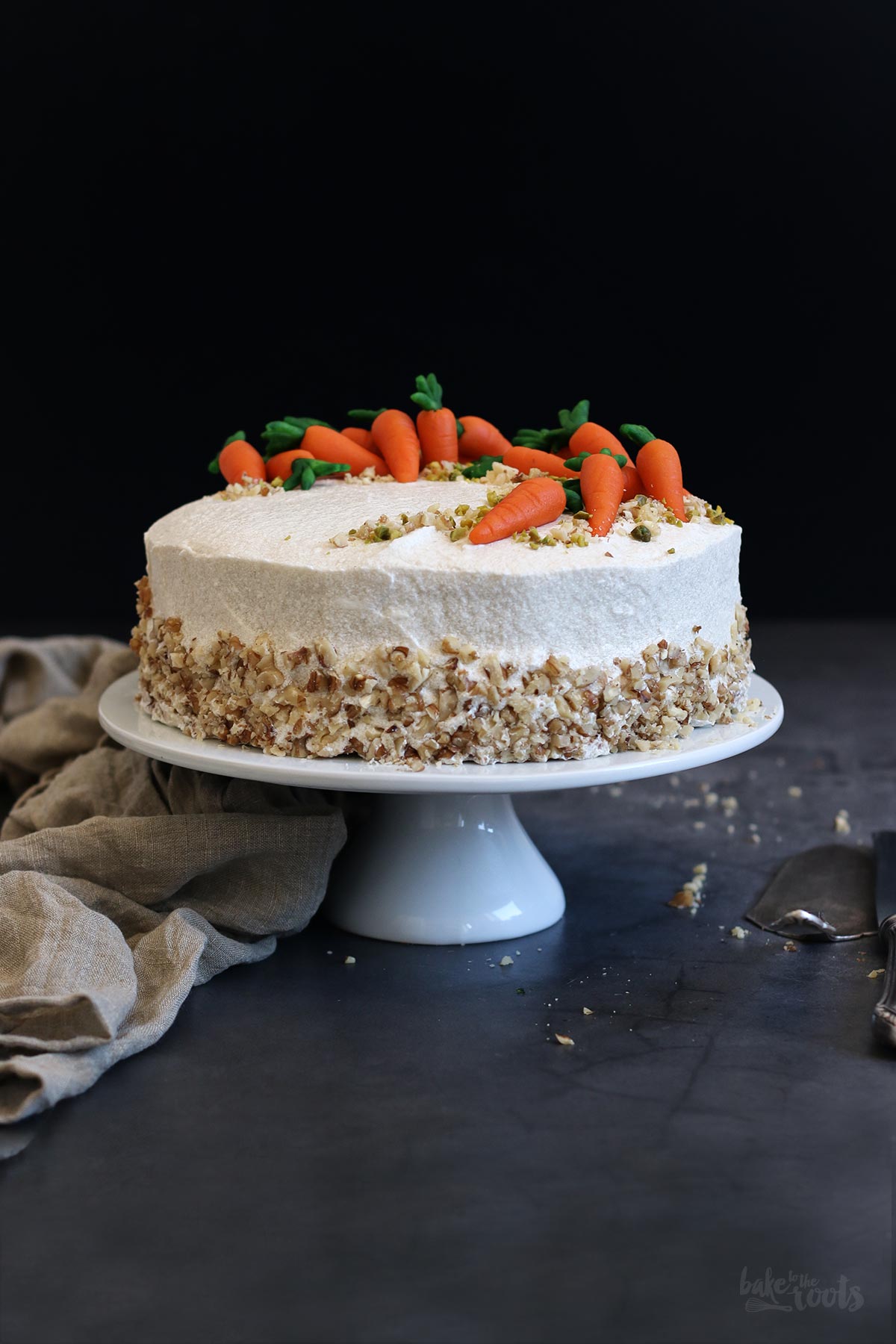 Veganer Carrot Cake mit "Cream Cheese" Frosting