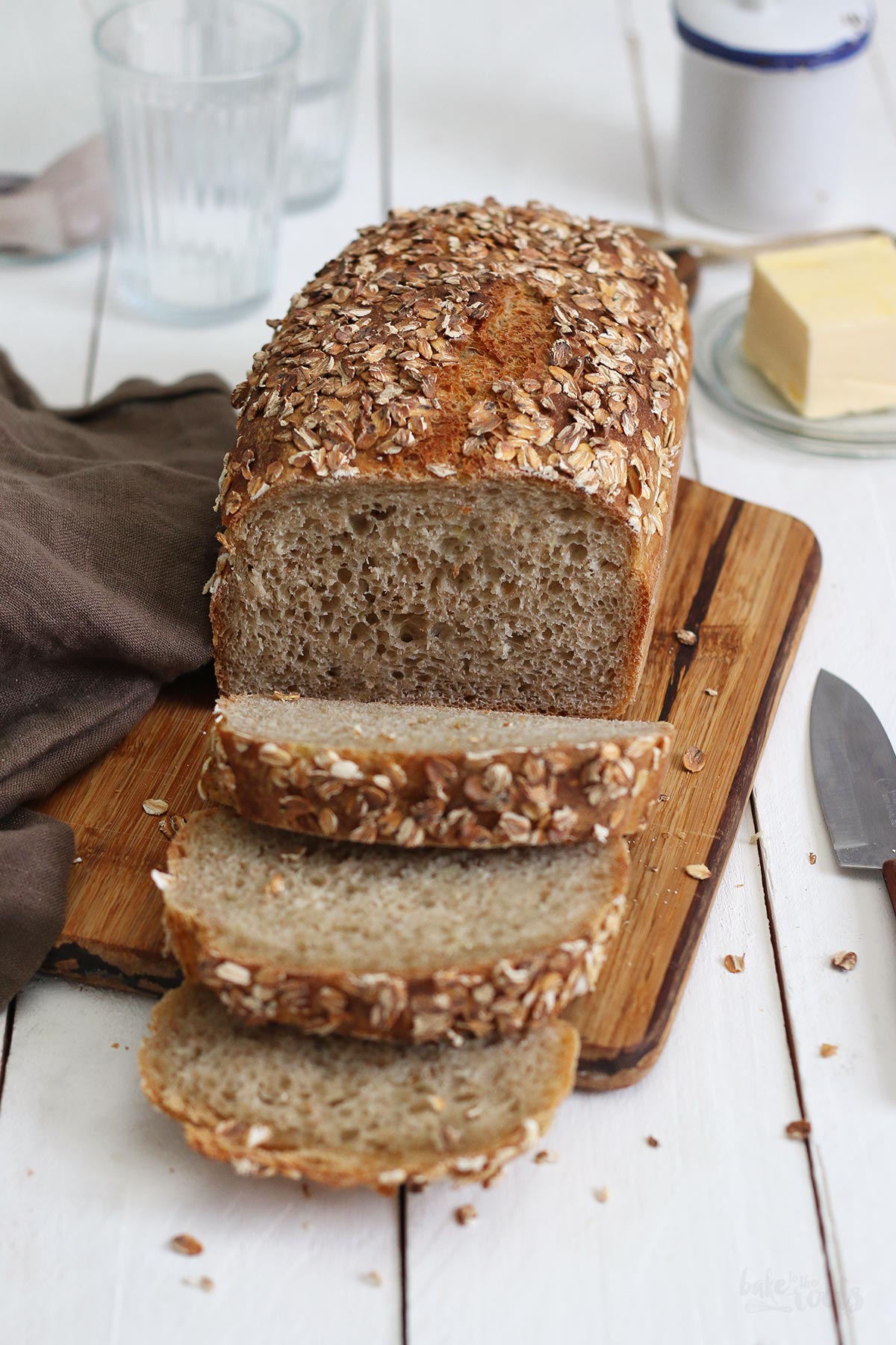 Easy Potato Bread with Rolled Oats