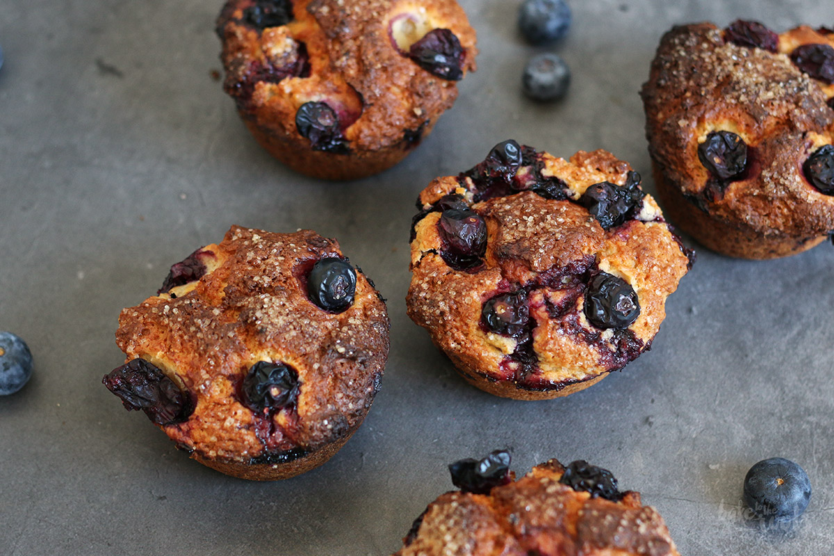 Quick & Easy Blueberry Muffins | Bake to the roots