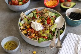Easy Peasy Taco Bowl | Bake to the roots