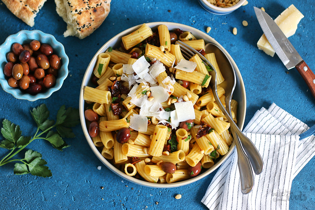 Einfacher Italienischer Nudelsalat | Bake to the roots