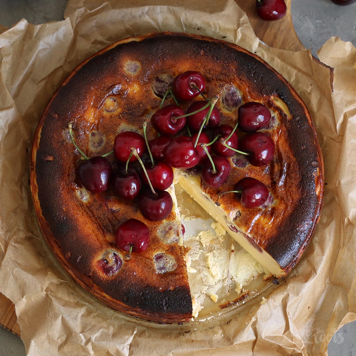 San Sebastian Cheesecake mit Kirschen | Bake to the roots San Sebastian Cheesecake mit Kirschen | Bake to the roots