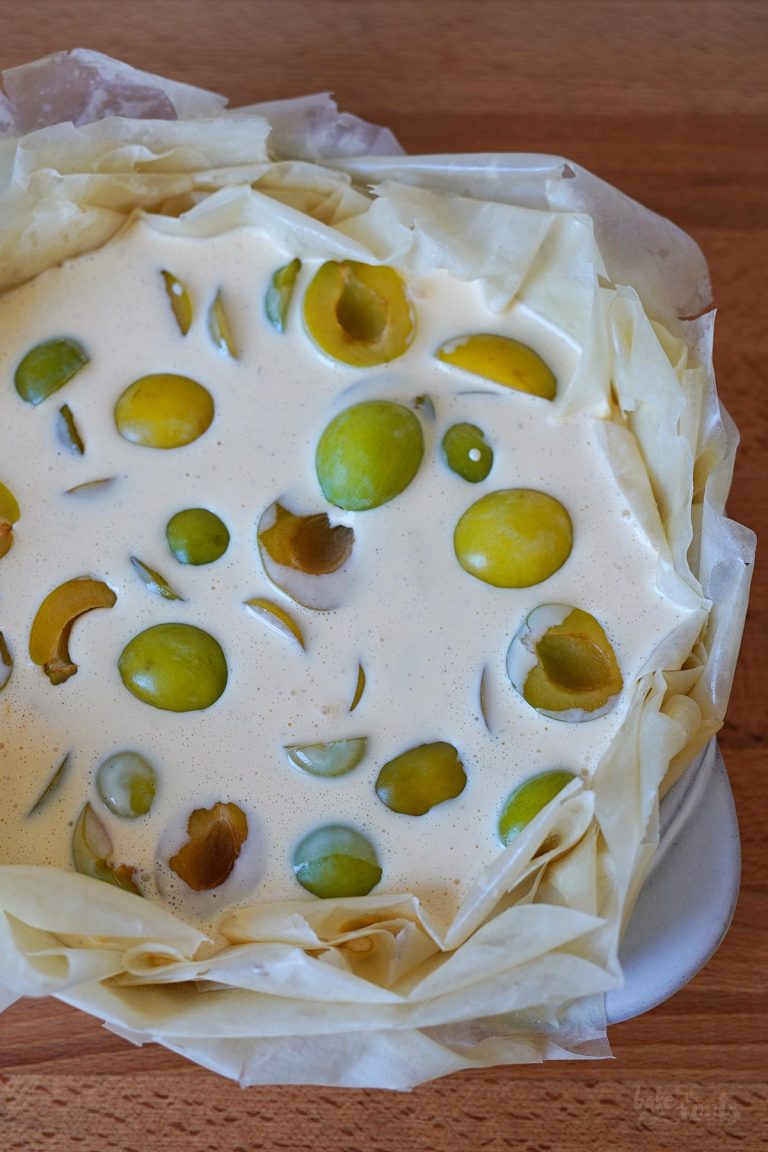 Mirabellen Schmand Filo Tarte | Bake to the roots