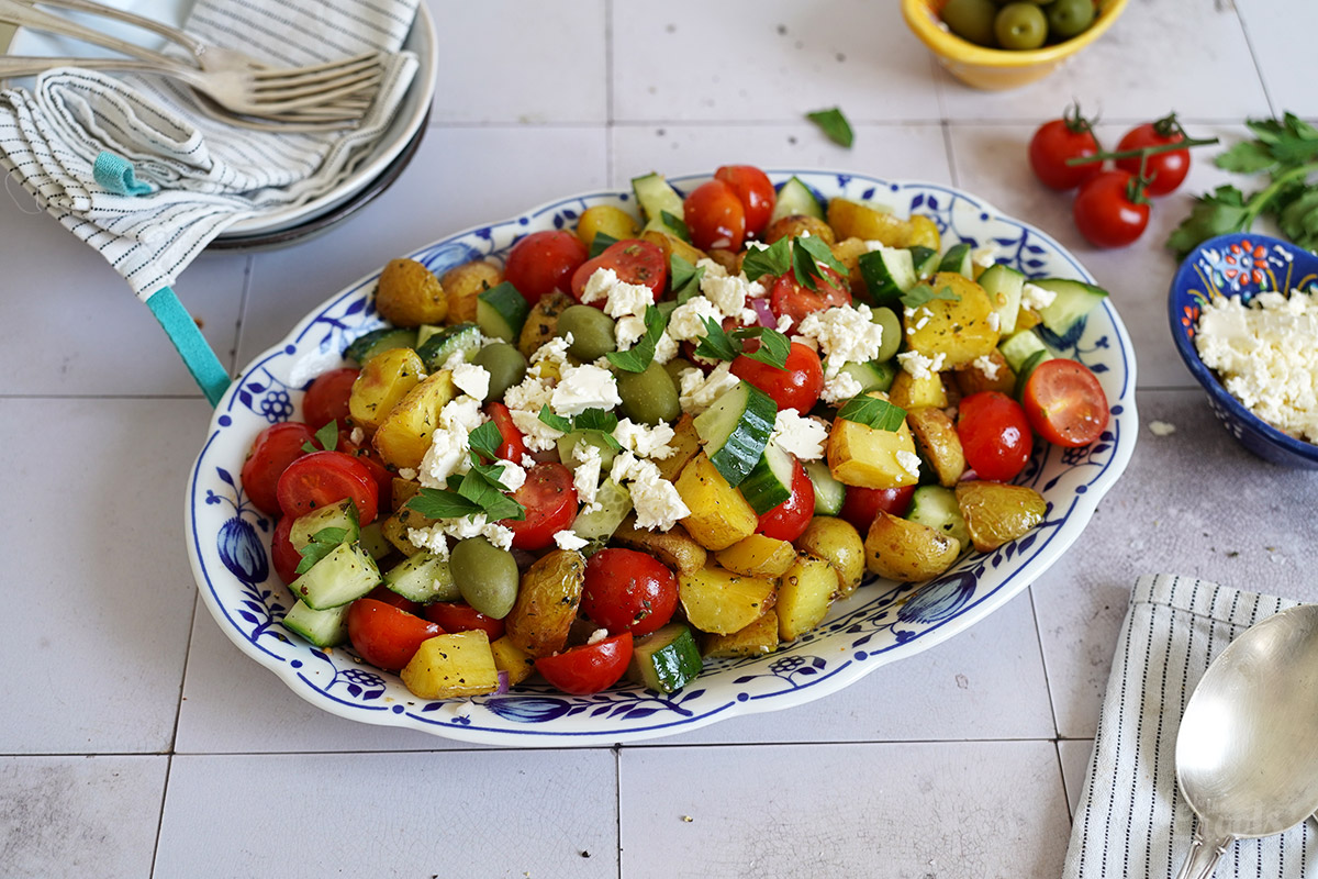 Griechischer Kartoffelsalat mit Feta | Bake to the roots | Bake to the ...