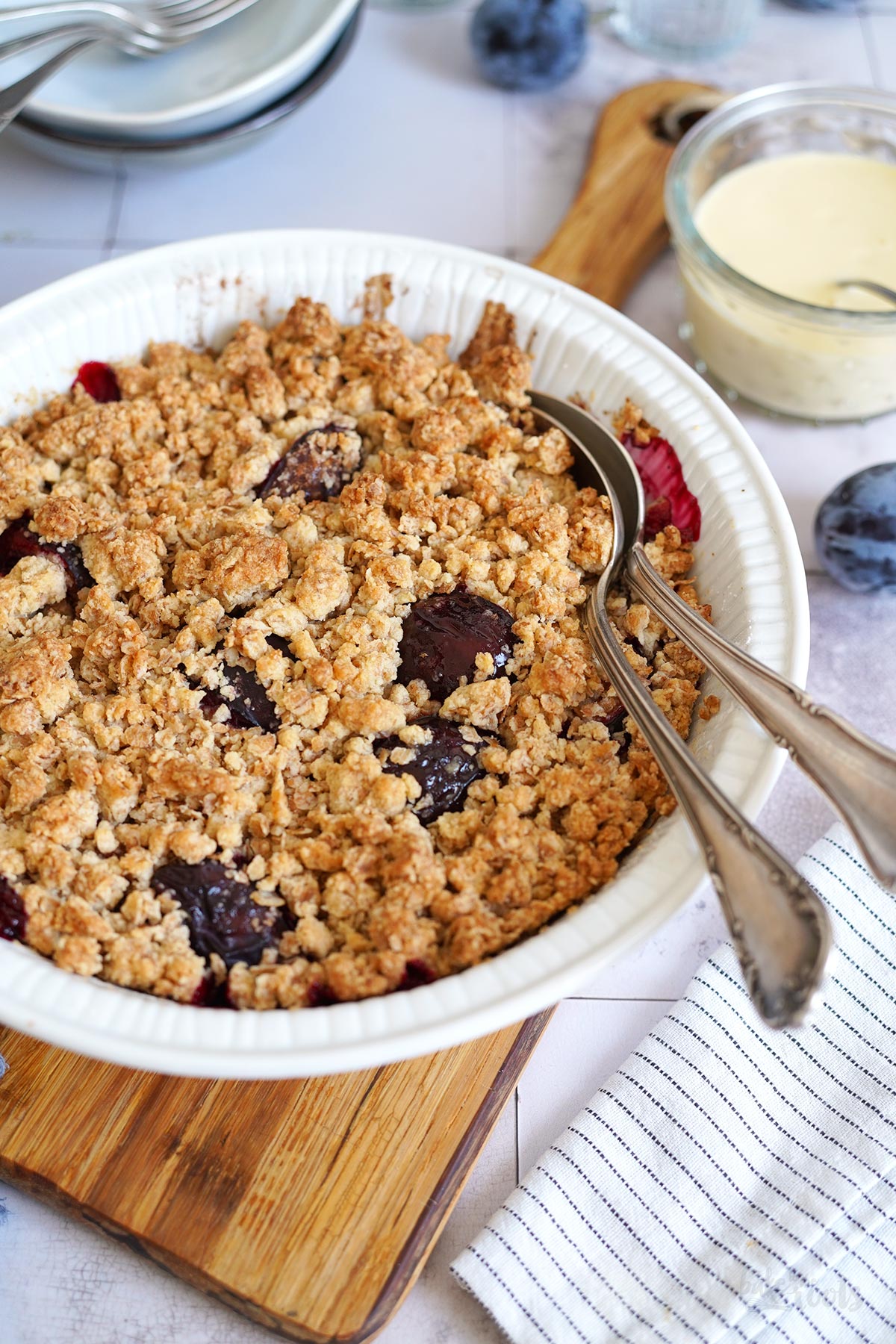 Damson Plum Crumble | Bake to the roots