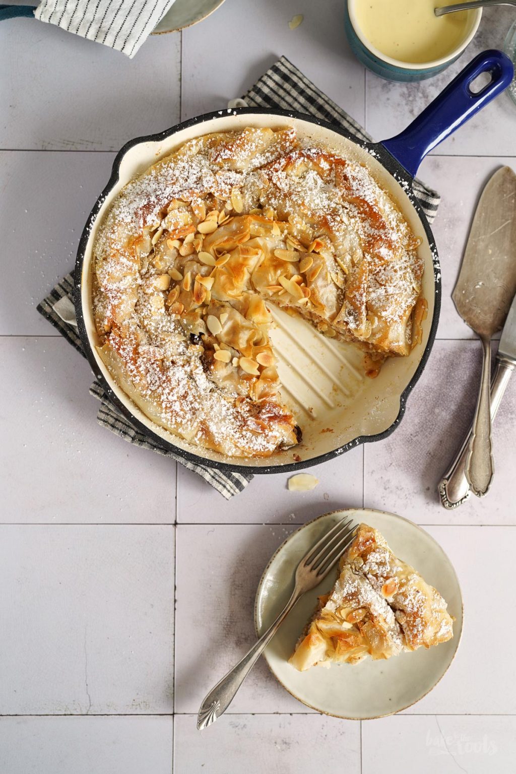 Apple & Pear Strudel with Filo Dough | Bake to the roots