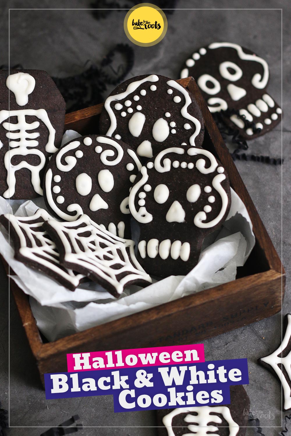 Halloween Black 'n' White Cookies | Bake to the roots