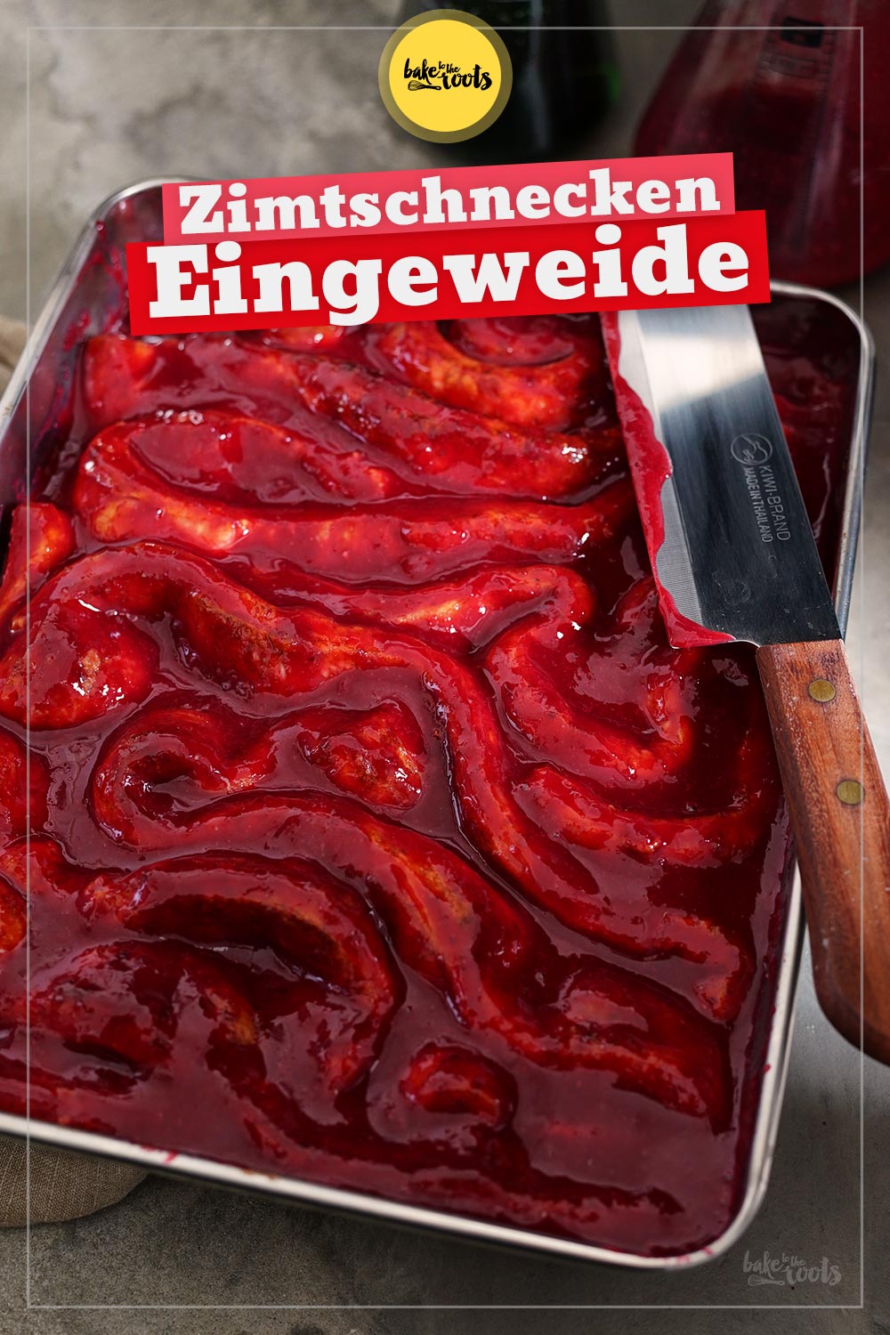 Halloween "Eingeweide" Cinnamon Rolls | Bake to the roots
