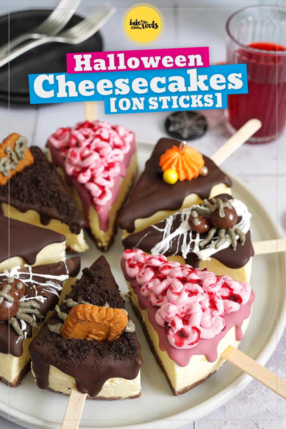 Halloween Cheesecakes on Sticks | Bake to the roots