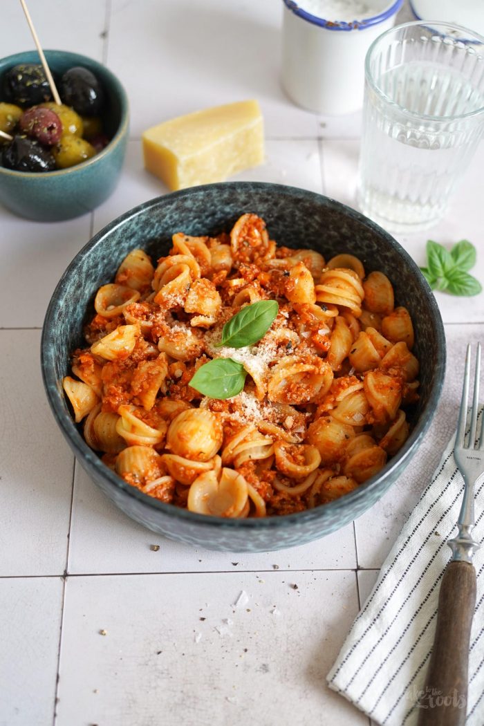 Easy Veggie Bolognese (with Soy Mince) | Bake to the roots