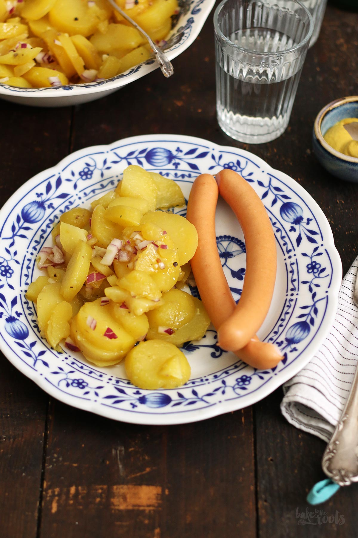Kartoffelsalat mit Wiener Würstchen | Bake to the roots