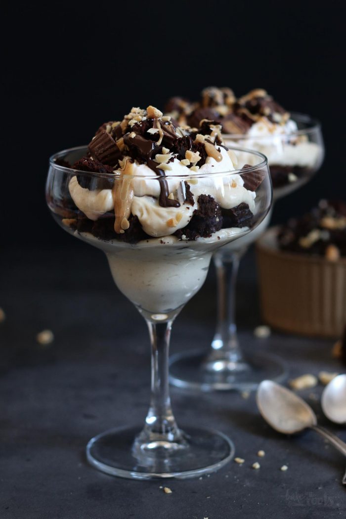 Erdnussbutter Brownie Trifles | Bake to the roots