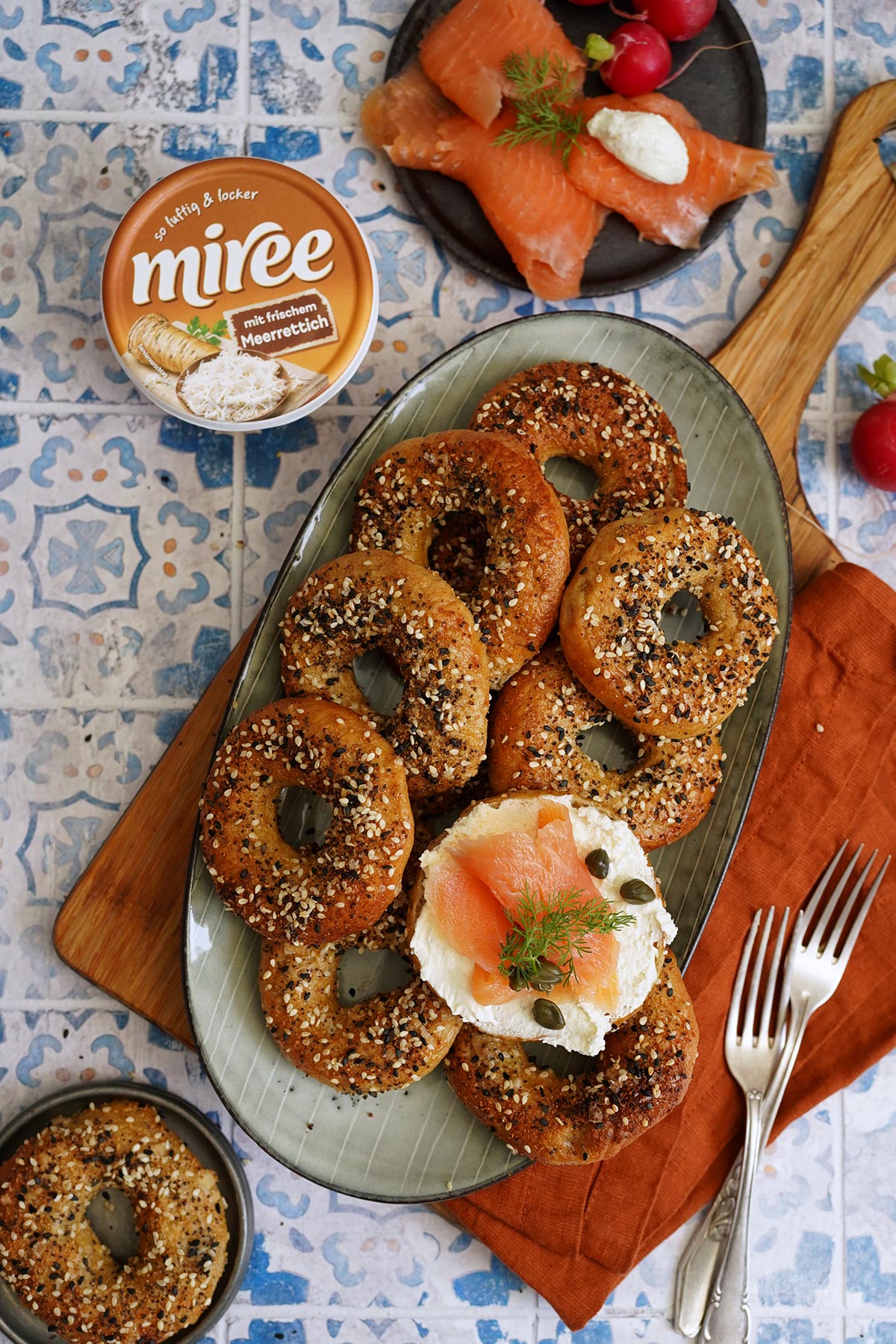Homemade Mini "Everything" Bagel | Bake to the roots