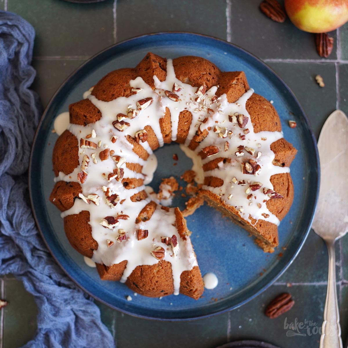 Einfacher Apfel Gugelhupf | Bake to the roots