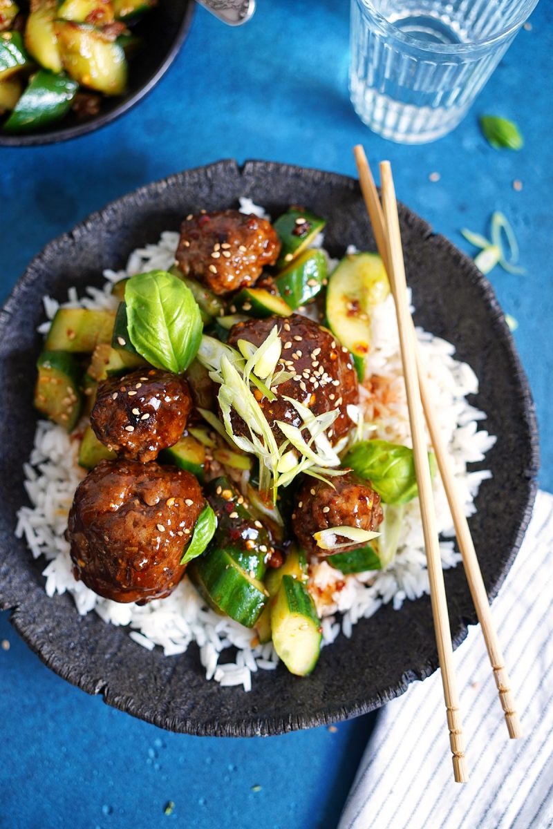 Spicy Meatballs with Cucumber Salad & Rice | Bake to the roots