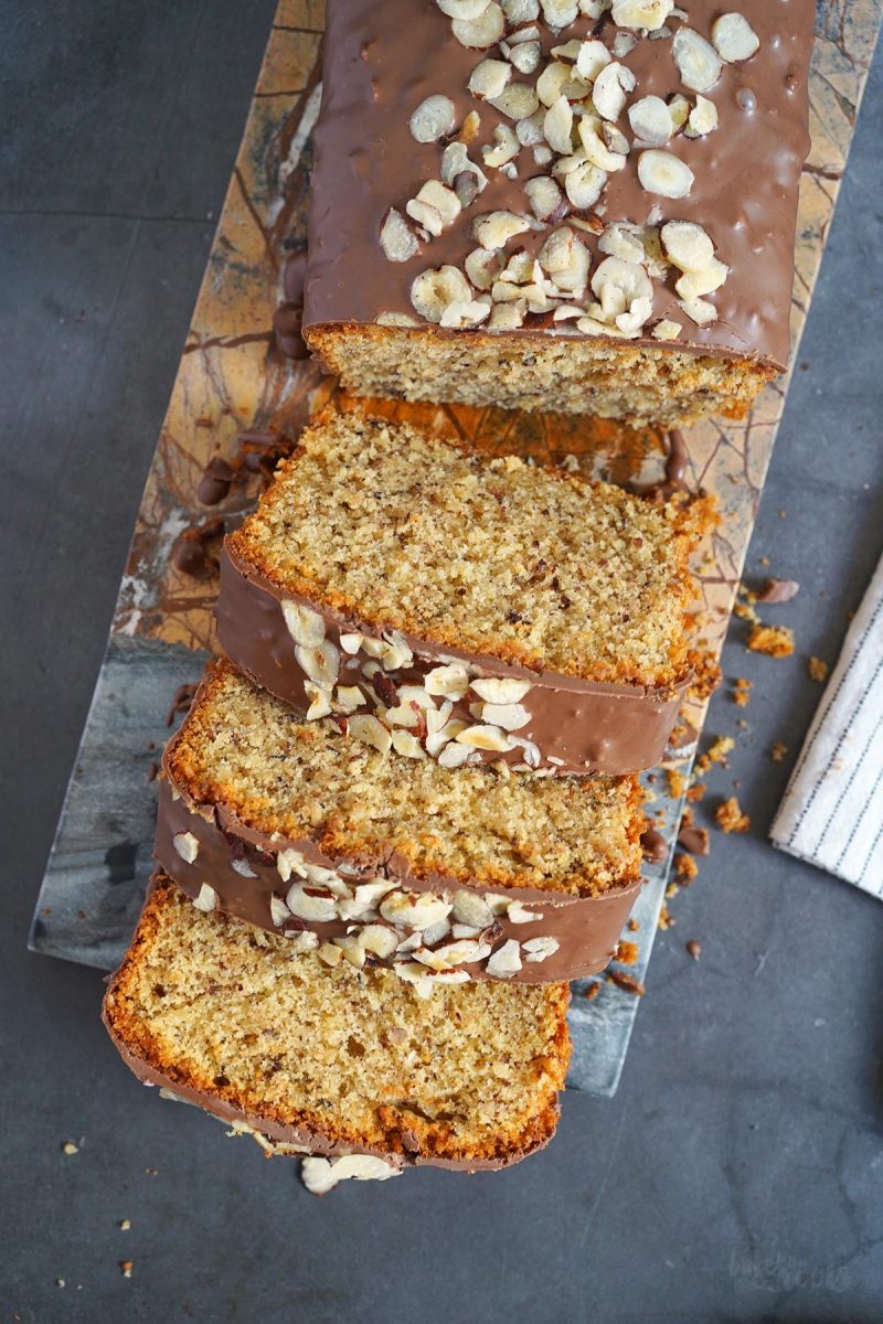 Einfacher Haselnuss Kastenkuchen | Bake to the roots