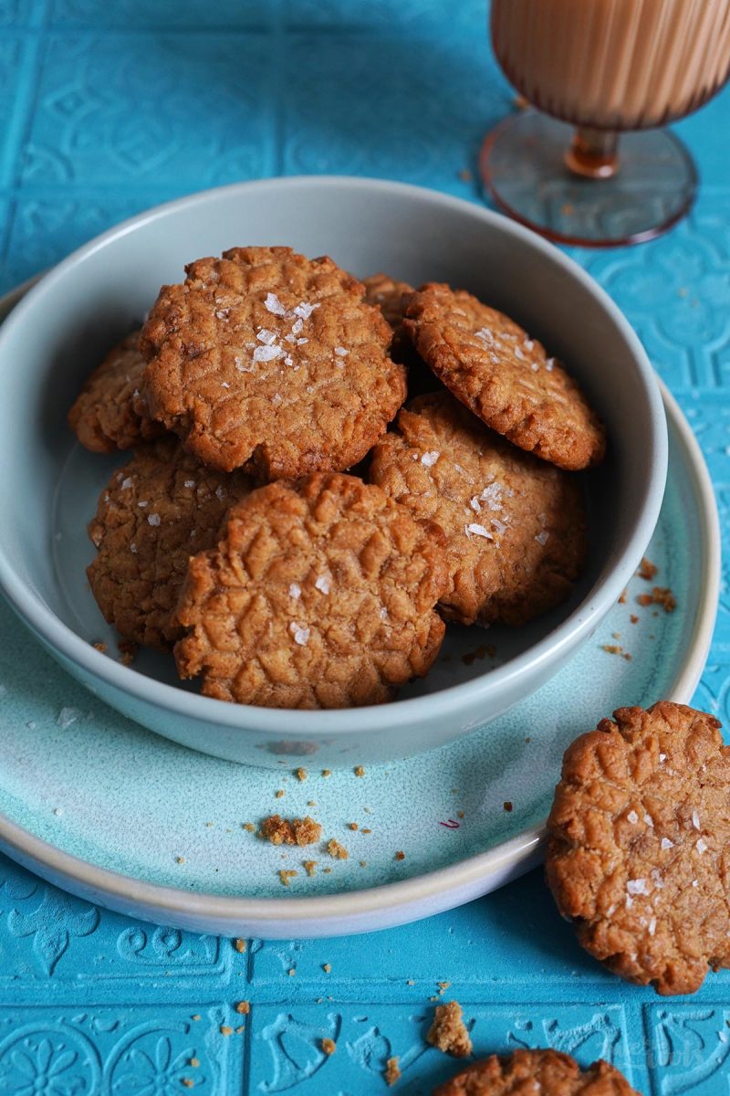 Vegan Peanut Butter Cookies | Bake to the roots