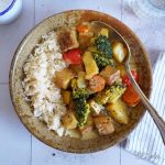 Einfaches Gelbes Curry mit Tofu (vegan) | Bake to the roots