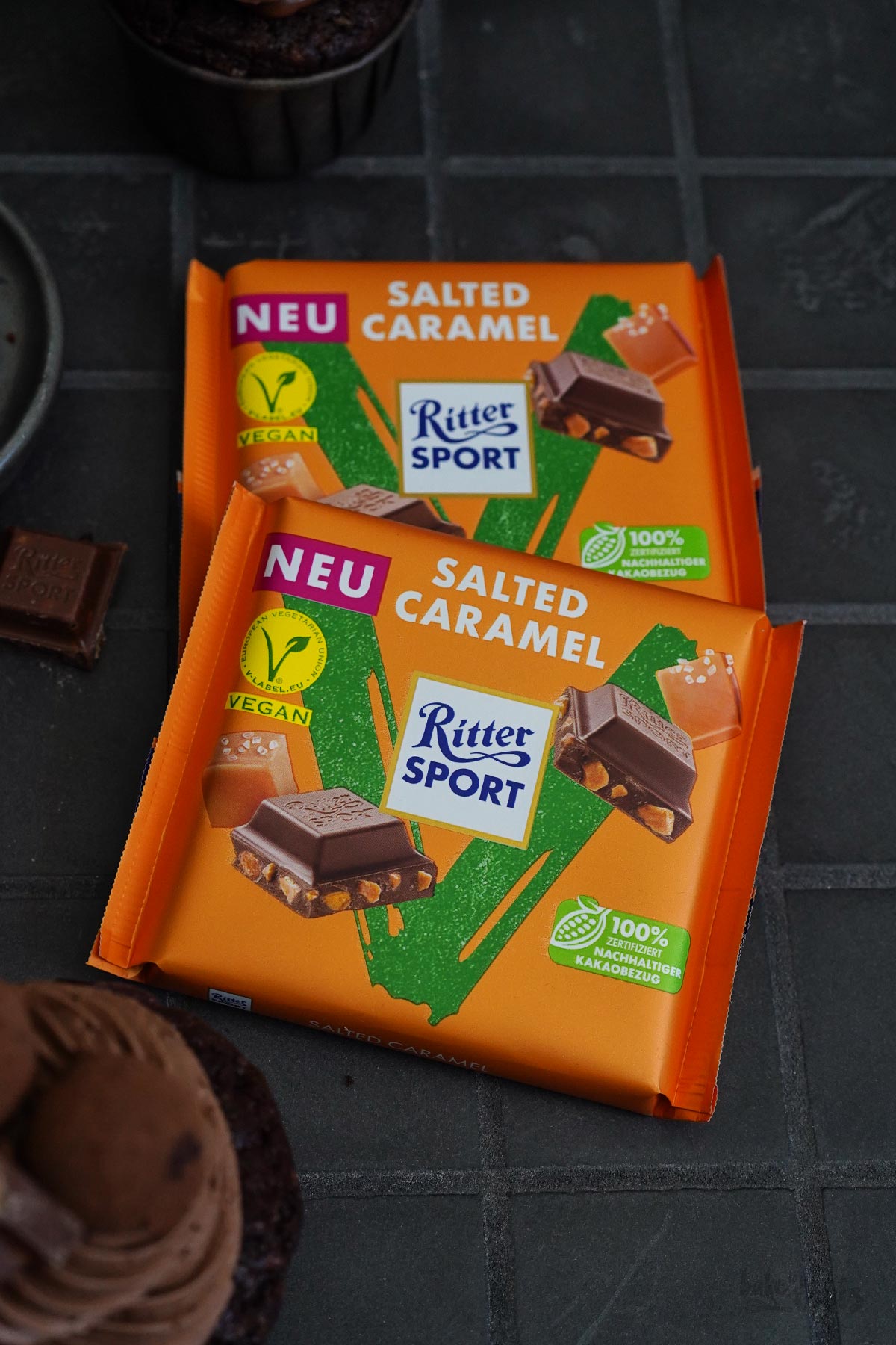 Vegan Salted Caramel Chocolate Cupcakes | Bake to the roots